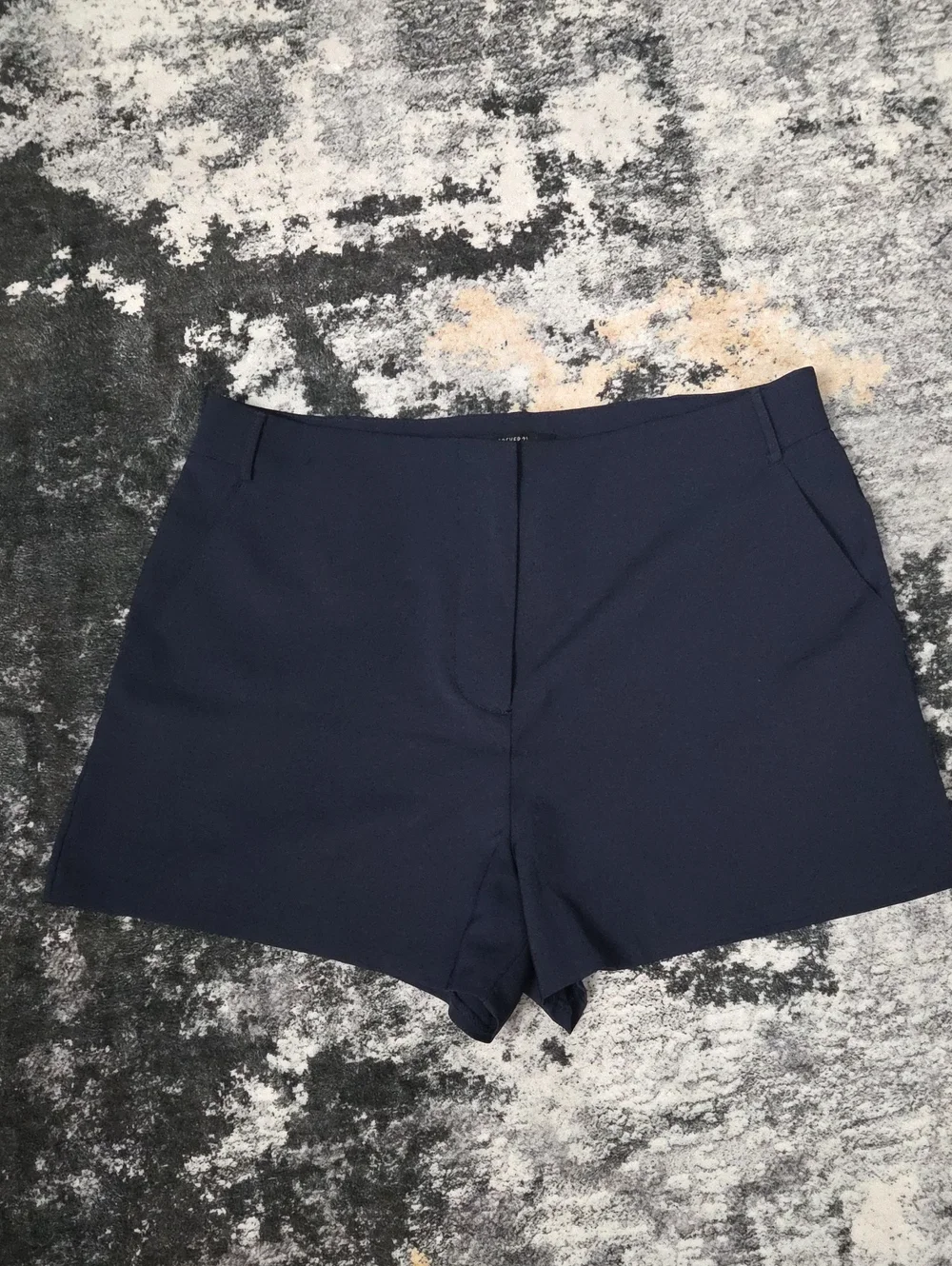 Forever 21 Women’s Large Navy Blue High Rise Tailored Shorts